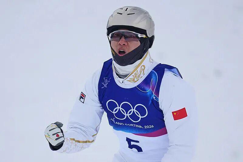 亿万28-第四金!王心迪与徐梦桃比翼双飞